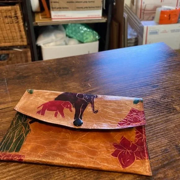 Vintage multicolor leather clutch/wallet - Picture 1 of 9